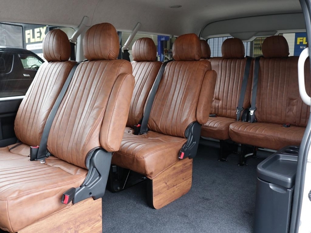Toyota Hiace 3