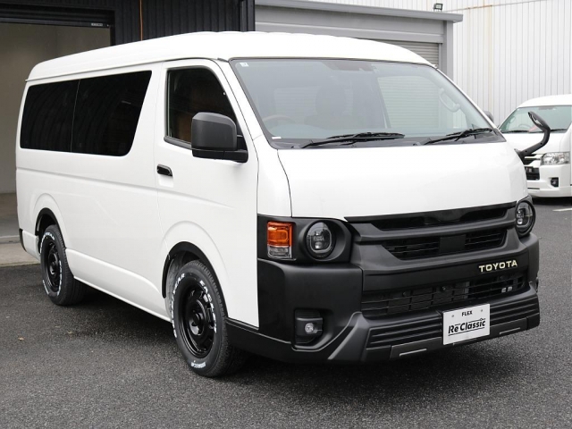 Toyota Hiace 6