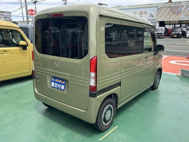 Honda N-VAN 12