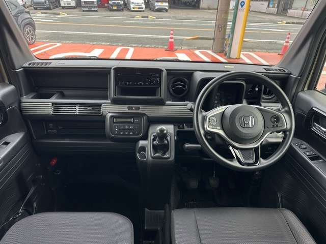 Honda N-VAN 8
