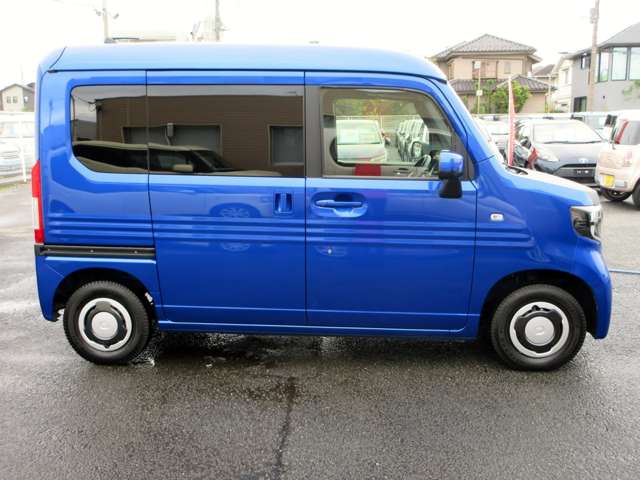 Honda N-VAN 12