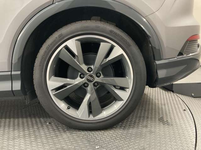 Audi Q4 e-tron 10