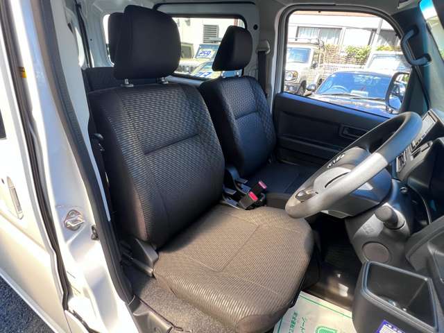 Daihatsu Hijet Cargo 9