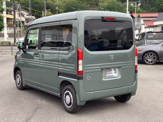 Honda N-VAN 10