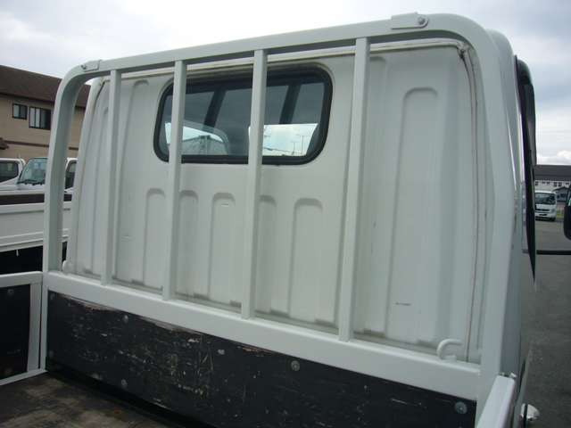 Mitsubishi Fuso Canter 11