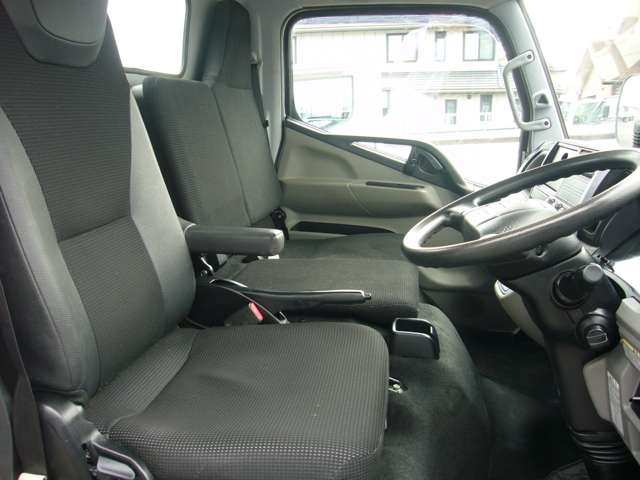 Mitsubishi Fuso Canter 12