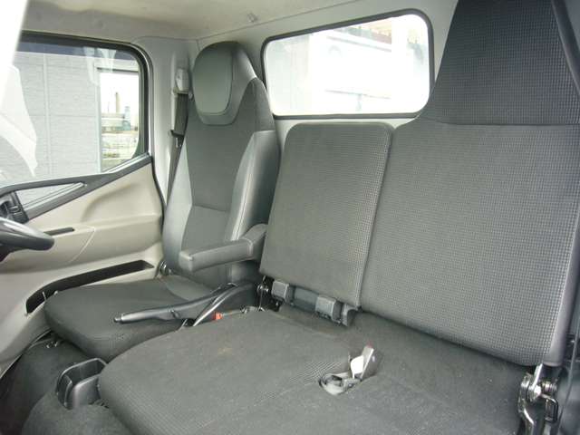 Mitsubishi Fuso Canter 6