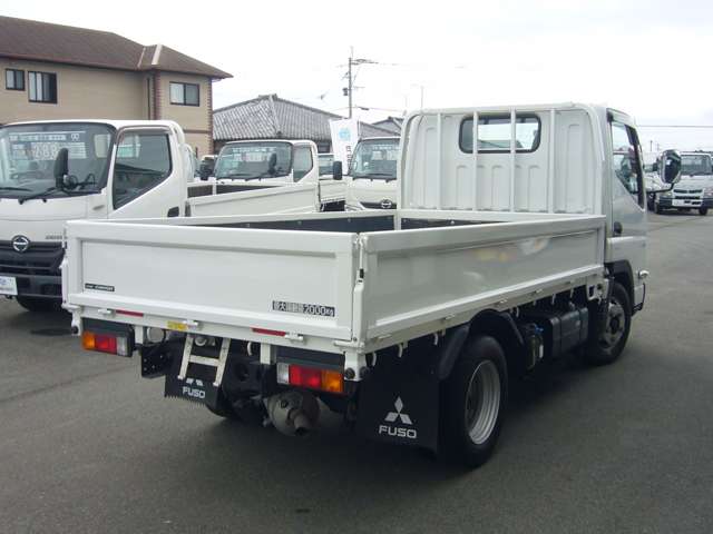 Mitsubishi Fuso Canter 7