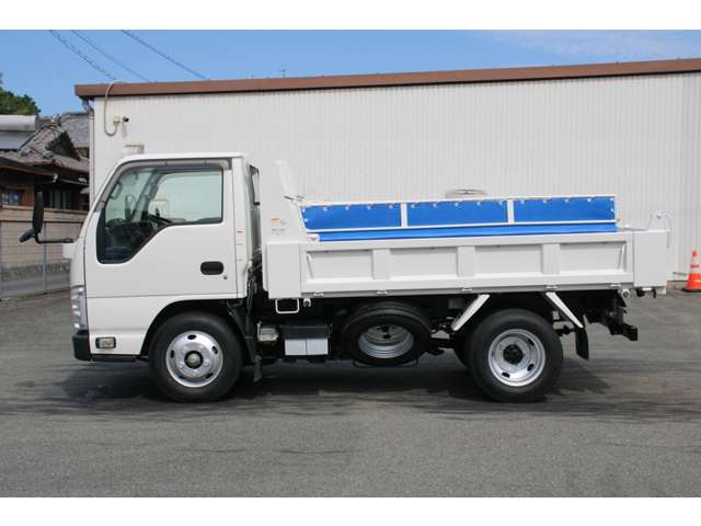 Isuzu Elf 8