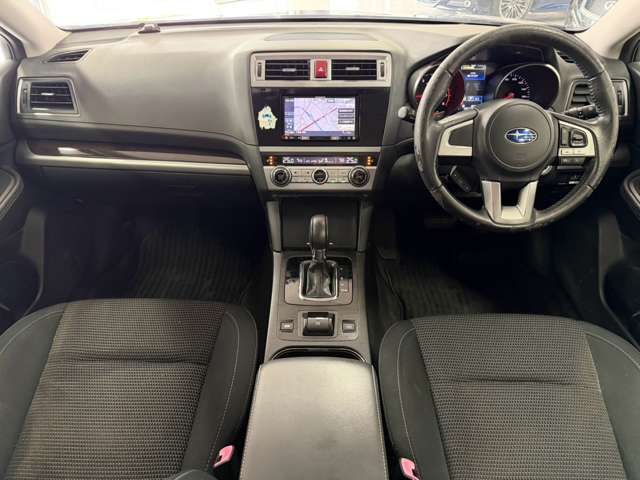 Subaru Legacy Outback 9