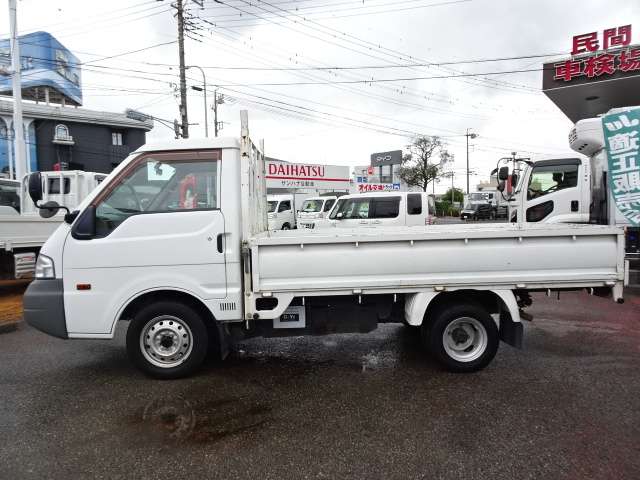 Mazda Bongo Truck 11