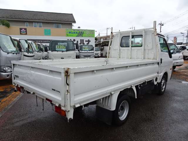 Mazda Bongo Truck 8