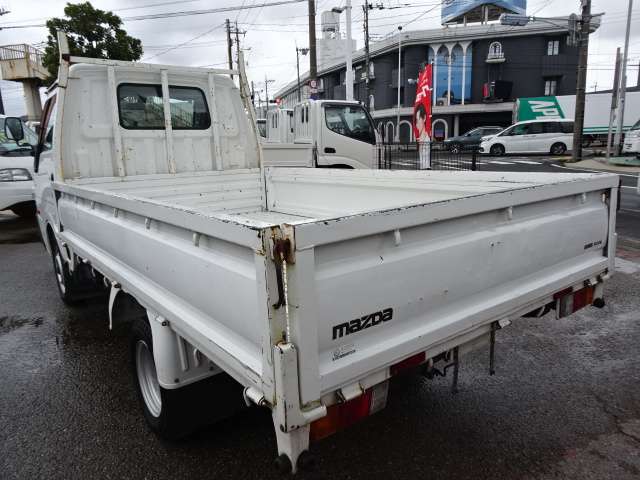 Mazda Bongo Truck 9