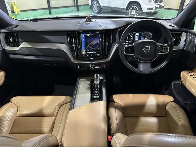 Volvo XC60 6