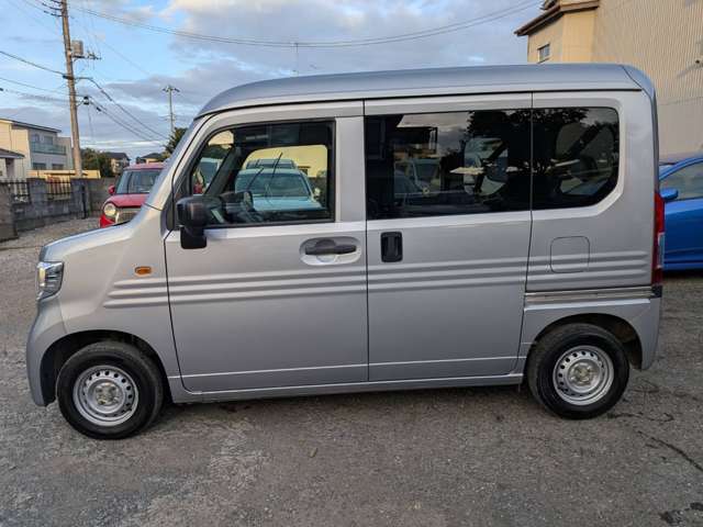Honda N-VAN 11