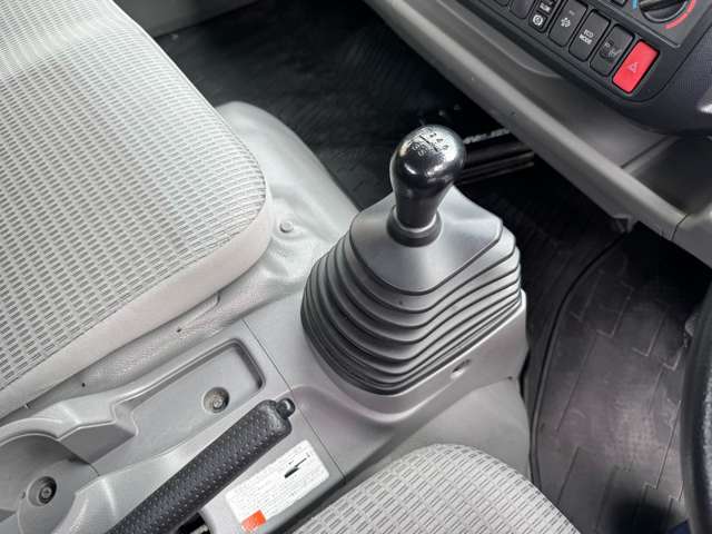 Toyota Toyoace 5