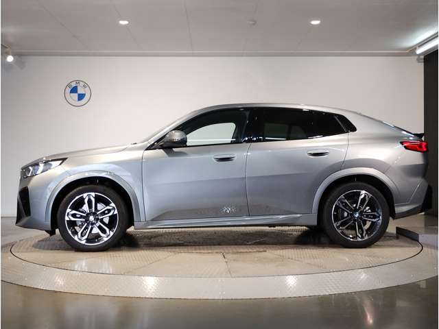 BMW X2 7