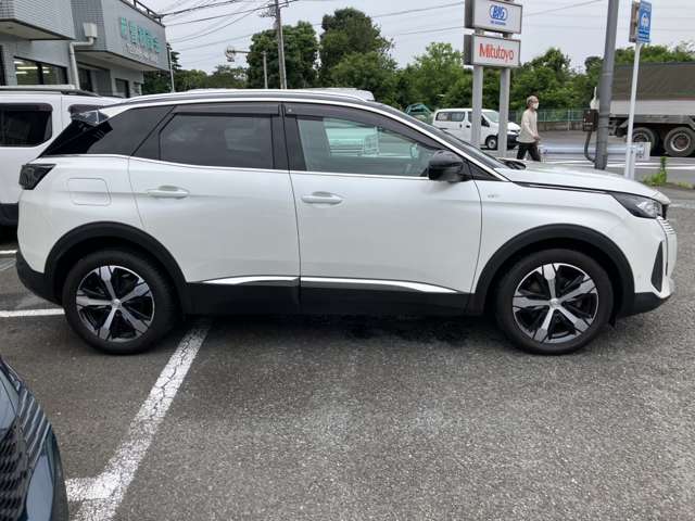 Peugeot 3008 5