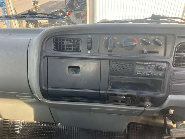 Mitsubishi Fuso Canter 11