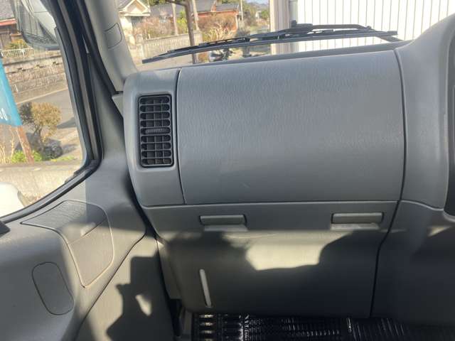 Mitsubishi Fuso Canter 10