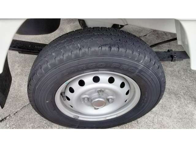 Nissan Clipper Truck 12