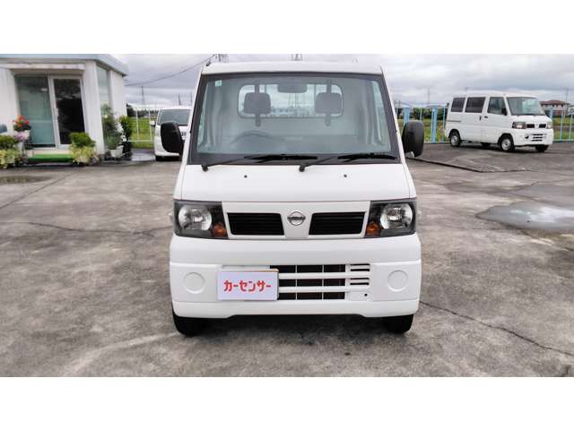 Nissan Clipper Truck 3
