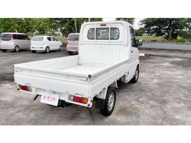 Nissan Clipper Truck 4
