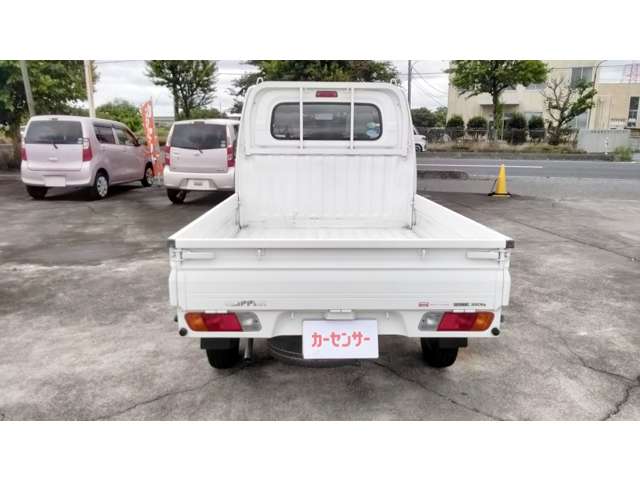 Nissan Clipper Truck 6