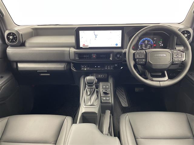 Toyota Land Cruiser FJ 5