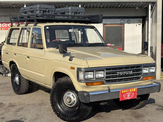 Toyota Land Cruiser 60 6