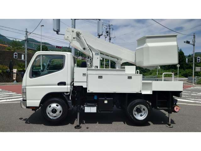 Mitsubishi Fuso Canter 5