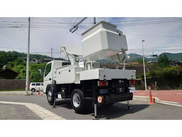 Mitsubishi Fuso Canter 6