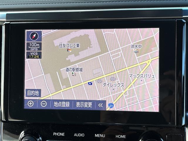 Toyota Alphard 4