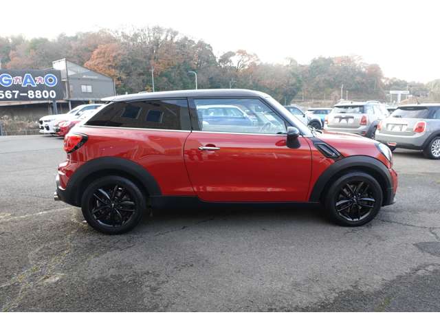 MINI Paceman 8