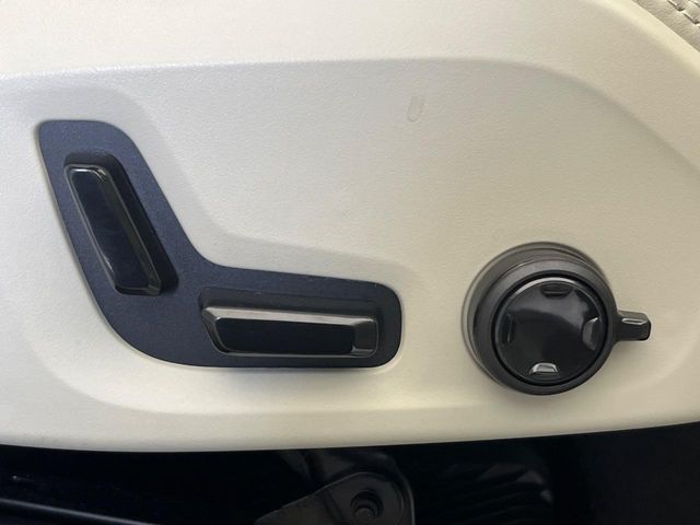 Volvo XC90 9