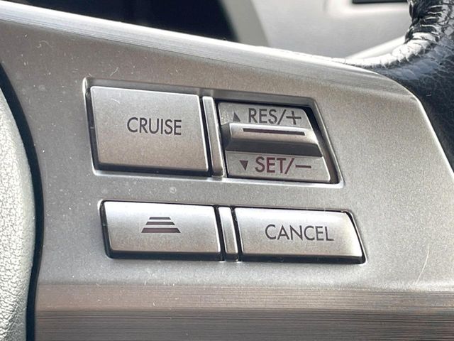 Subaru Legacy Outback 6