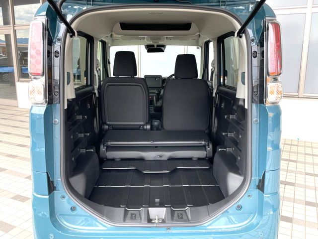 Suzuki Spacia Base 10