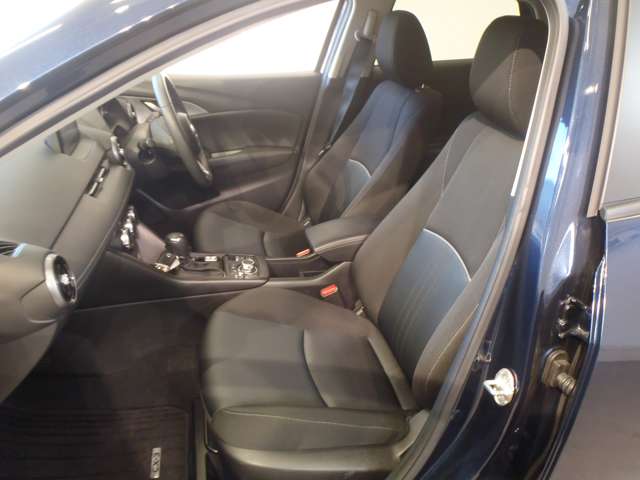 Mazda CX-3 6