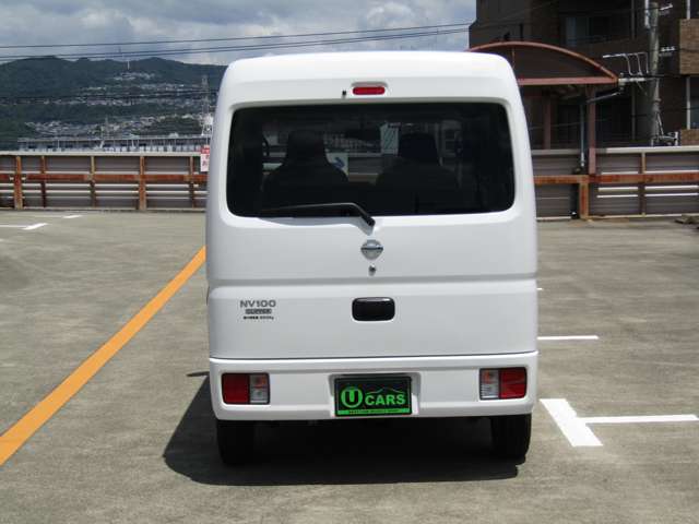 Nissan NV100 Clipper 11