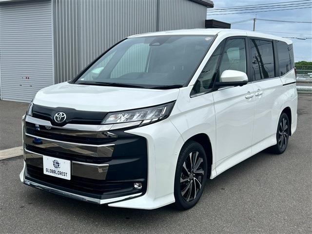 Toyota Noah 3