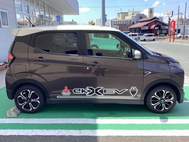 Mitsubishi eK X EV 4