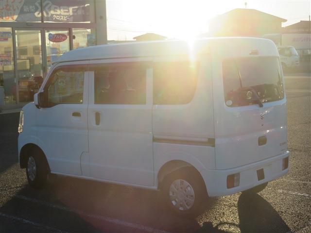 Suzuki Every 3