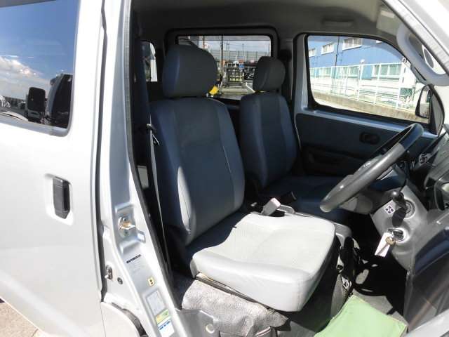 Toyota Light Ace Van 11