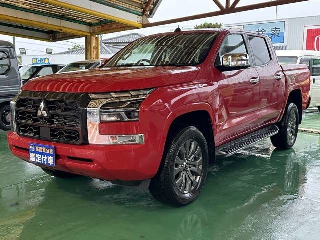 Mitsubishi Triton 3