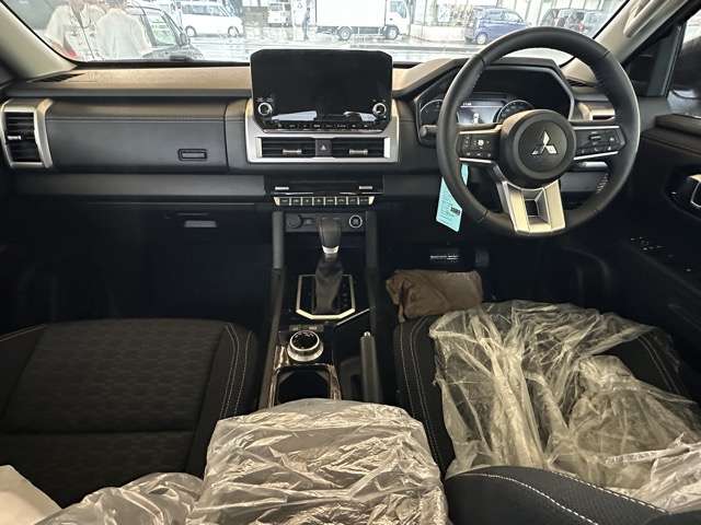 Mitsubishi Triton 7