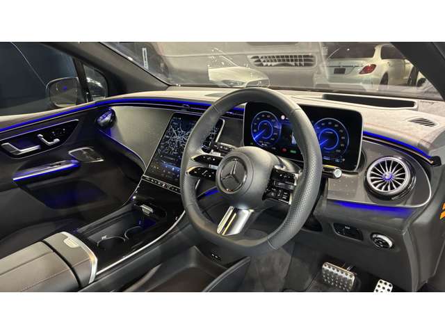 Mercedes-Benz EQE SUV 8