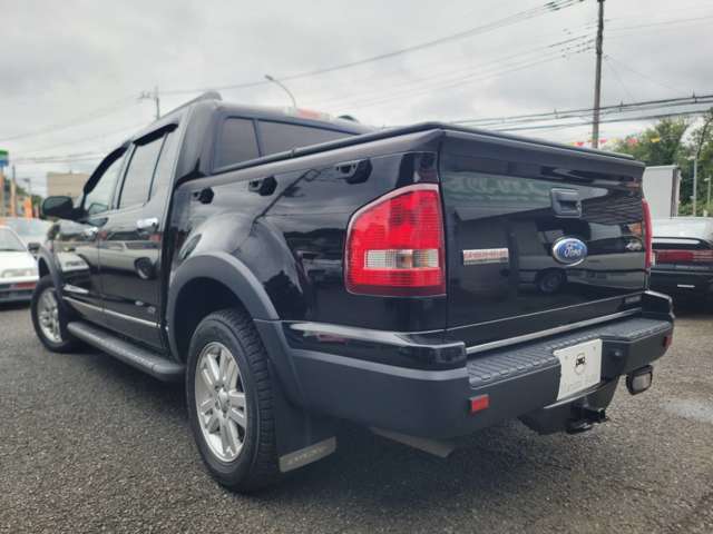 Ford Explorer Sport Trac 4