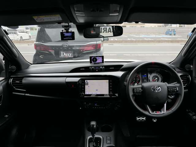 Toyota Hilux 6