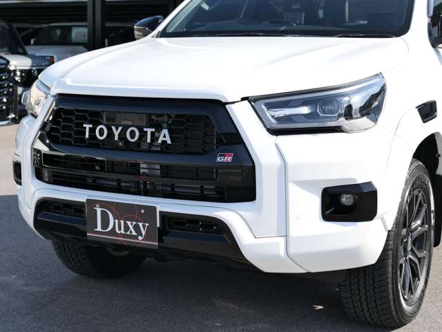 Toyota Hilux 9