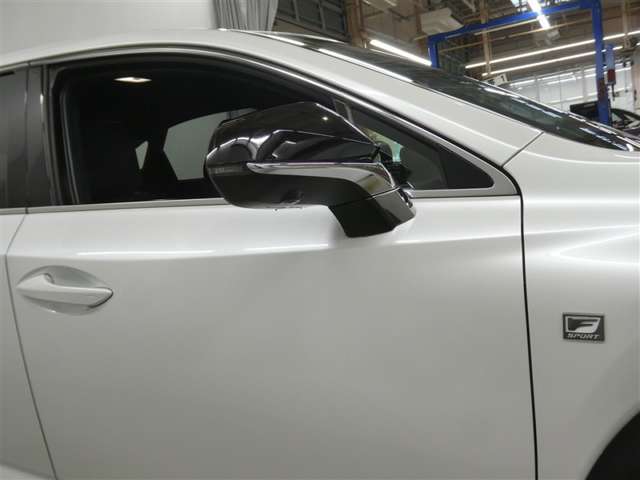 Lexus NX 8